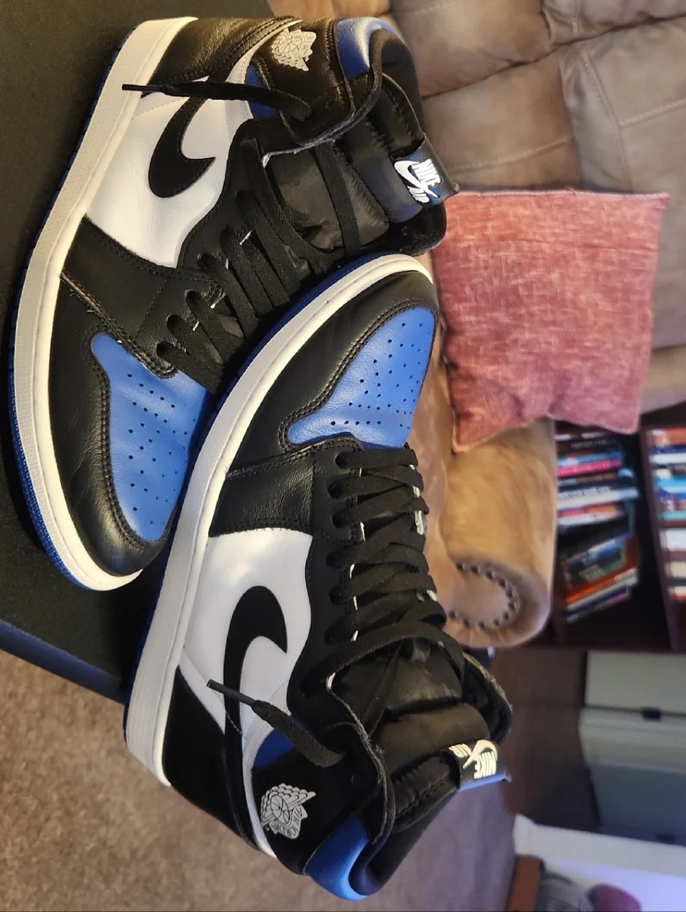 Jordan 1 High OG Sz 12 Mens Sneakers Black White Blue - Picture 1 of 8